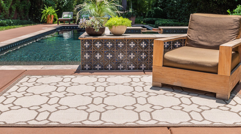 Unique Loom Outdoor Geometric Rug