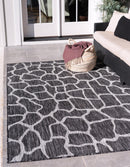 Unique Loom Outdoor Giraffe Rug