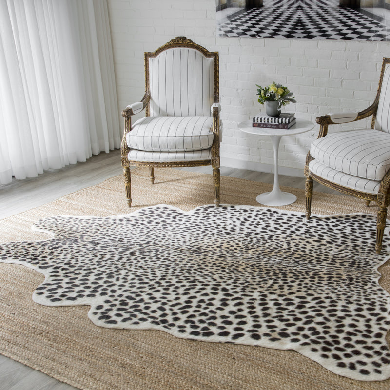 Momeni Acadia Cheetah Rug