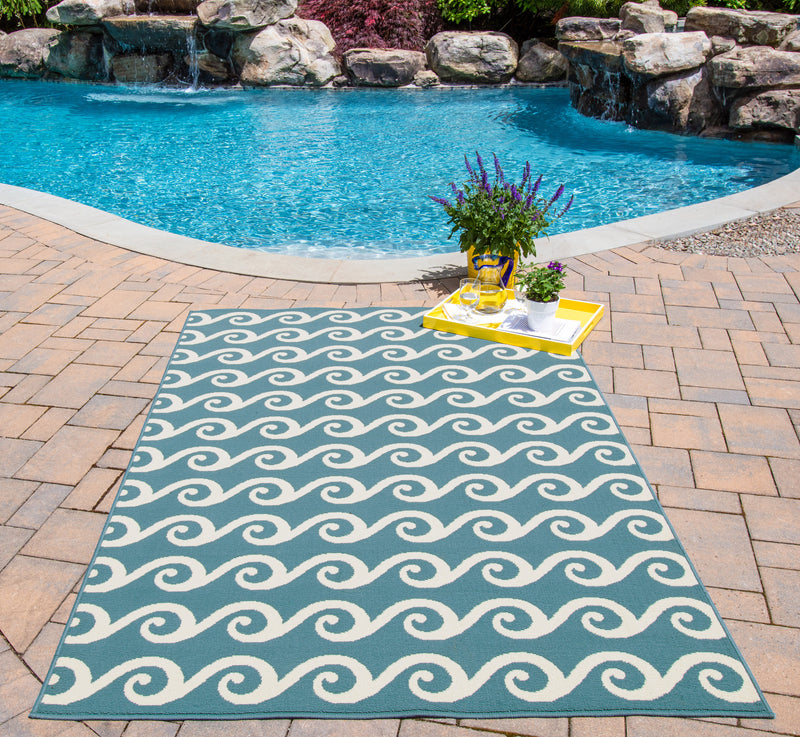 Momeni Baja Waves Rug