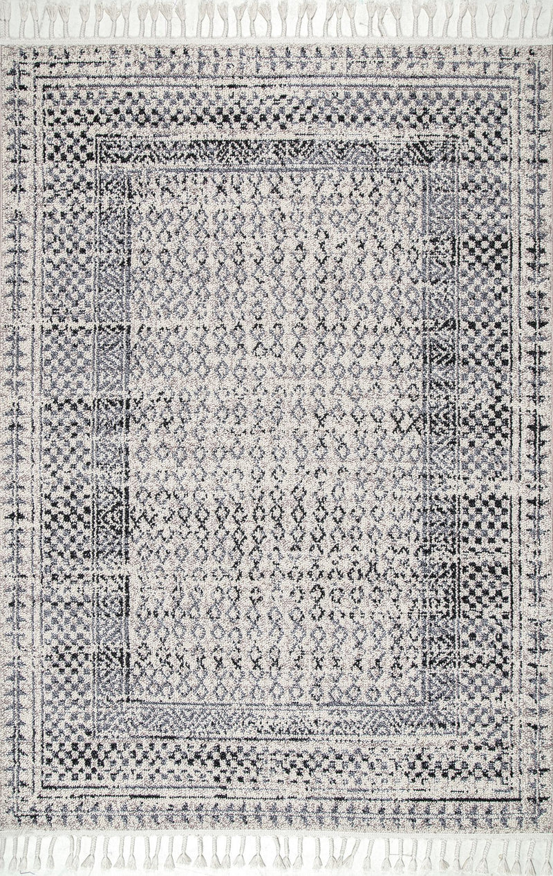 nuLOOM Claudia Diamond Tassel Area Rug