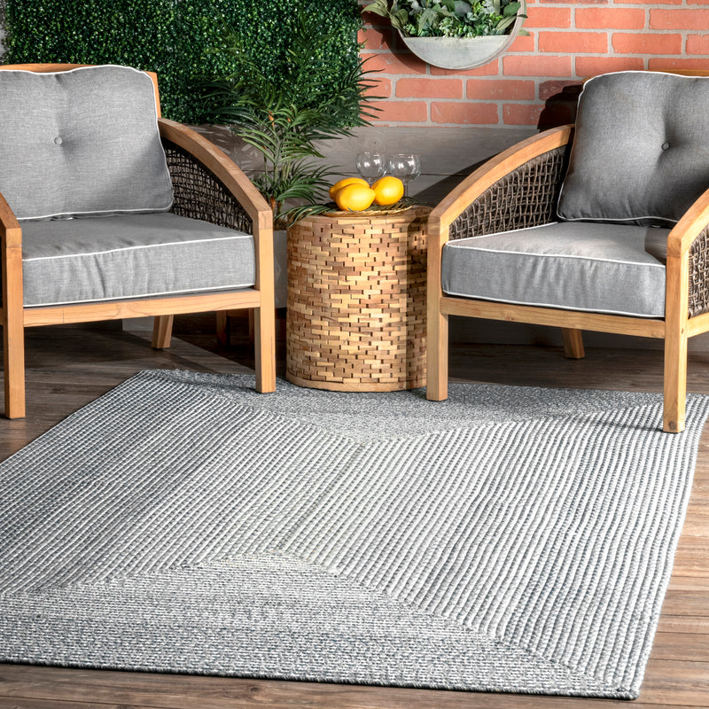 nuLOOM Jayda Braided Ombre Indoor/Outdoor Area Rug