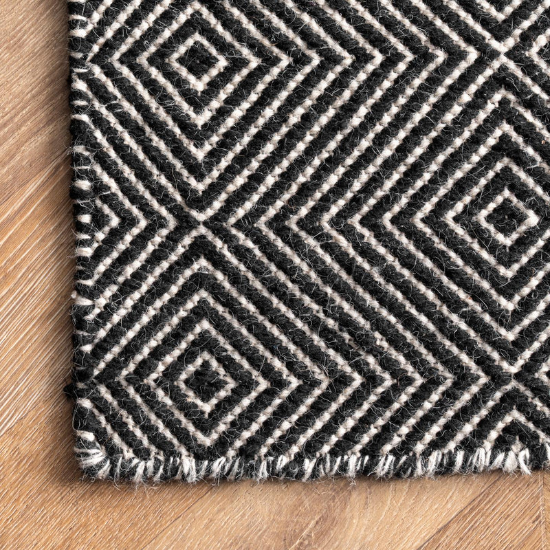 nuLOOM Ago Wool Hand Woven Area Rug