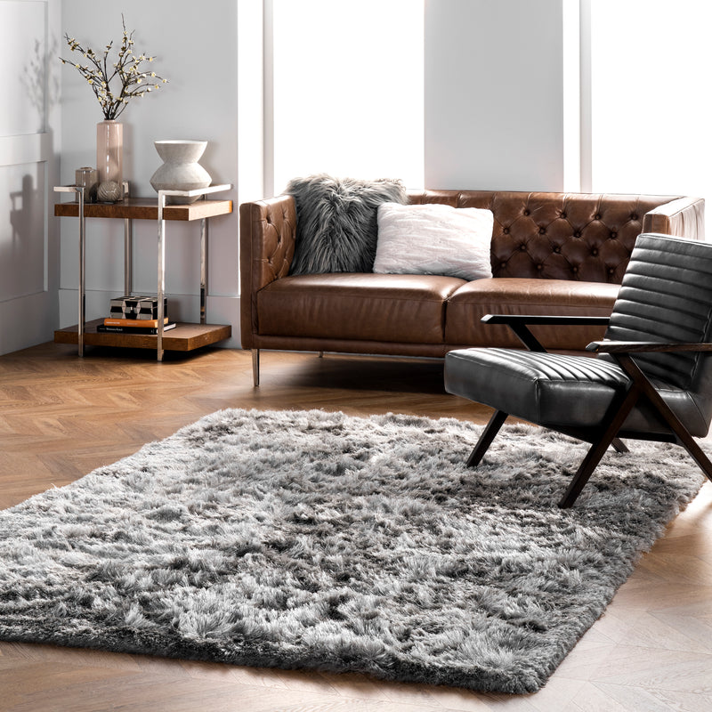 nuLOOM Hand Woven Latonia Silken Shaggy Area Rug