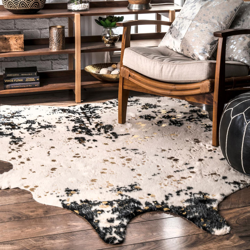 nuLOOM Iraida Faux Cowhide Area Rug