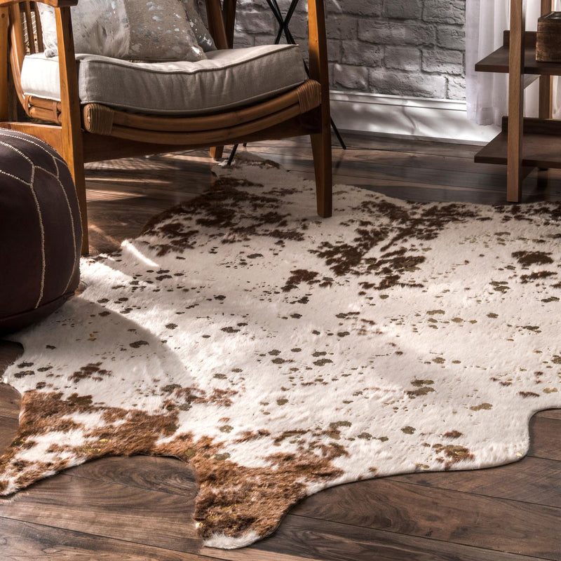 nuLOOM Iraida Faux Cowhide Area Rug